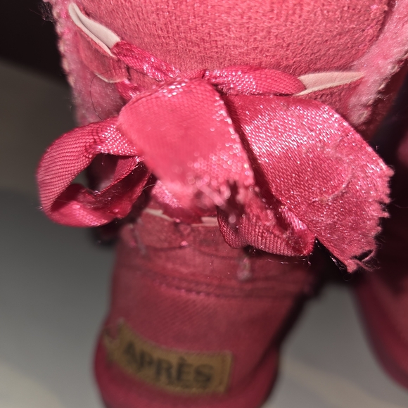 Warm Fuchsia Kids Boots - Picture 4 of 9